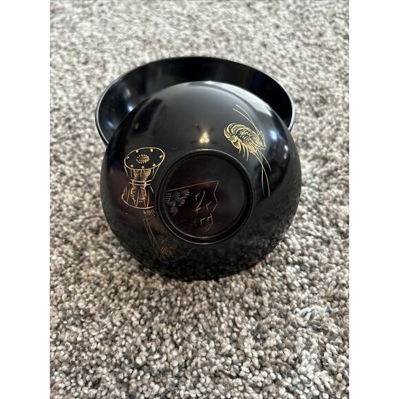 Japanese Laquardware Covered Bowl‎ - Picture 1 of 3